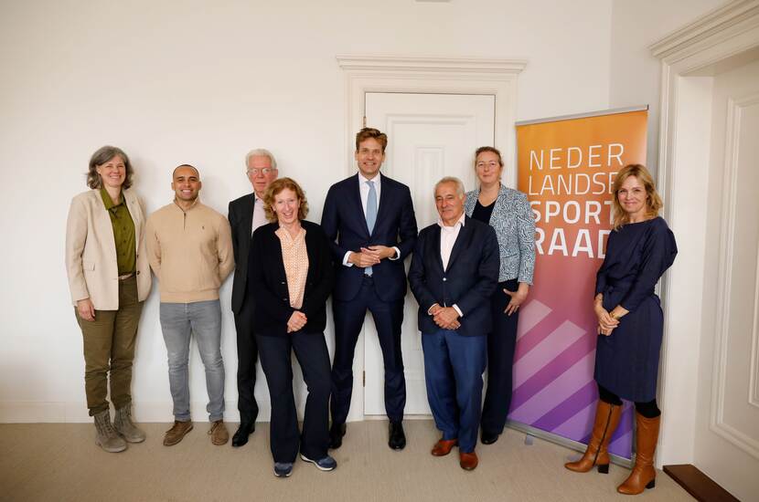 Kennismakingsgesprek staatssecretaris Vincent Karremans bij de Nederlandse Sportraad